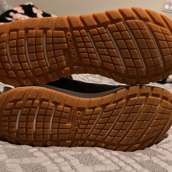 Adidas Fusion Lace Up Boot. Mauve. BNWOB. Size 8.5 - Picture 3 of 5